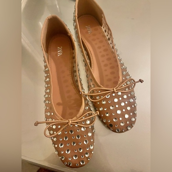 Zara Shoes - Zara women mesh crystal flats
